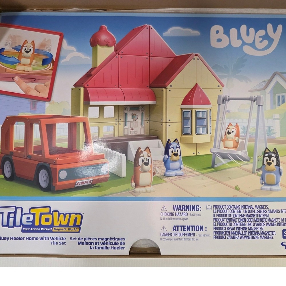 Bluey TileTown Heeler‎ Home with Vehicle Tile Set Multicolor New 82083